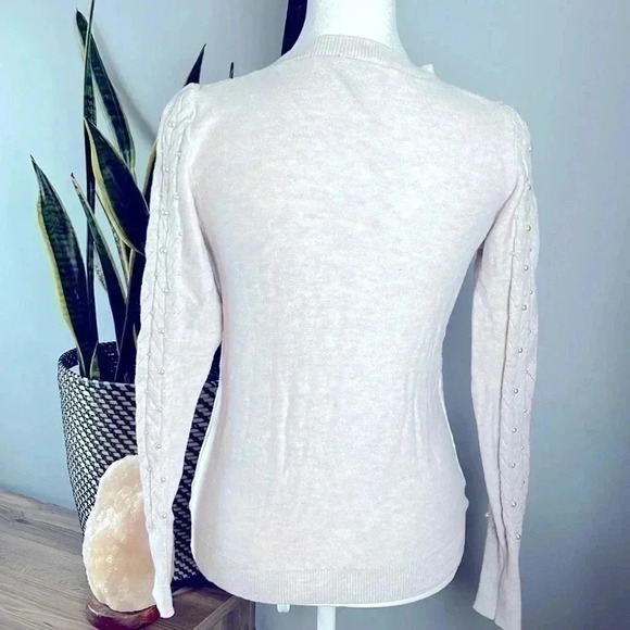 Women’s XXSP Ann Taylor Light Grey Sweater with Pearl Accents - Picture 3 of 5